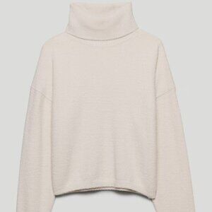 NWOT Aritzia Hush Knit turtleneck